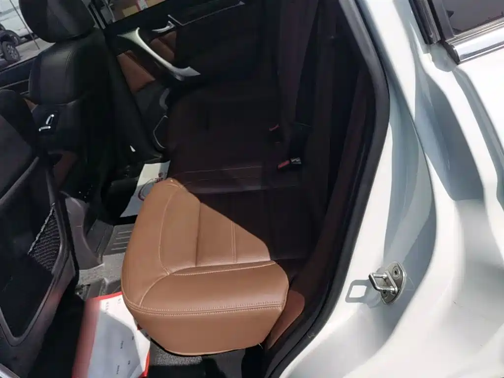 Haval H9 2017 2.0T gasoline four-wheel drive exclusive model 5 seats купить на сайте DeffCars
