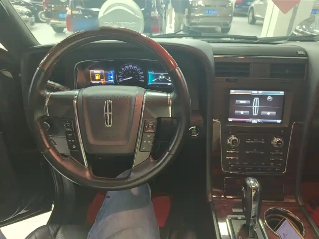 Navigator 2016 3.5T AWD купить на сайте DeffCars