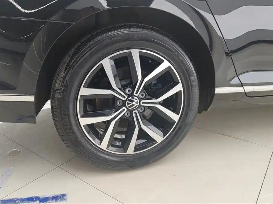 Magotan 2020 330TSI DSG leading model купить на сайте DeffCars