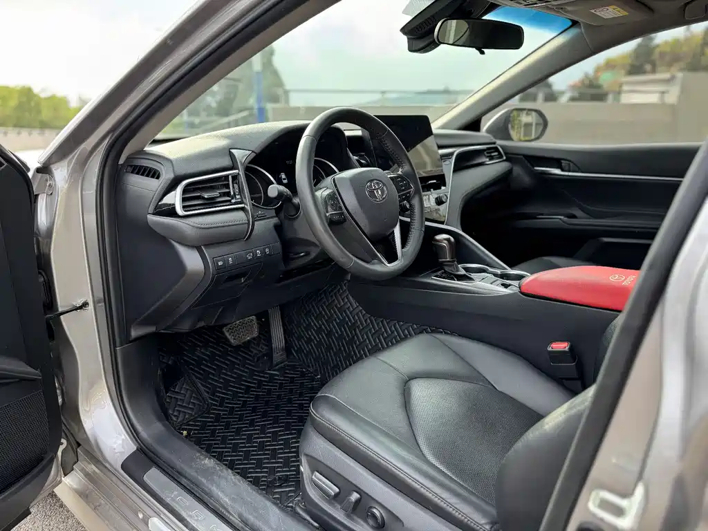 Camry 2023 2.0G Deluxe Edition купить на сайте DeffCars