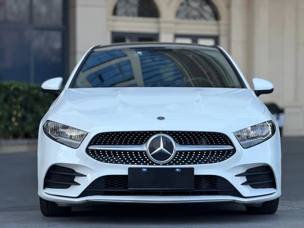 Mercedes-Benz A-Class 2020 A 180 L Sports Sedan купить на сайте DeffCars