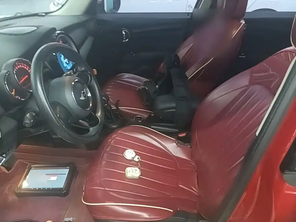 Mini 2016 1.2T one Five Door Edition купить на сайте DeffCars