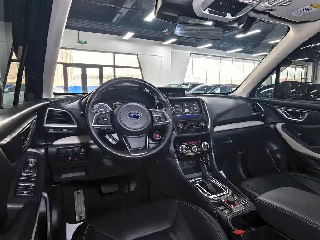 Forester 2022 2.0i AWD Deluxe Edition EyeSight купить на сайте DeffCars
