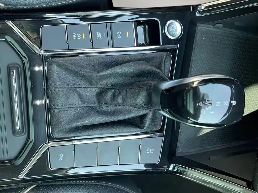 Passat 2019 330TSI Deluxe Edition National VI купить на сайте DeffCars