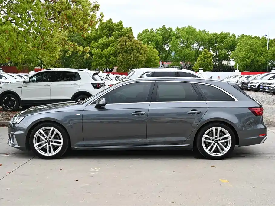 Audi A4 imported 2020 Avant 40 TFSI luxury and dynamic model купить на сайте DeffCars
