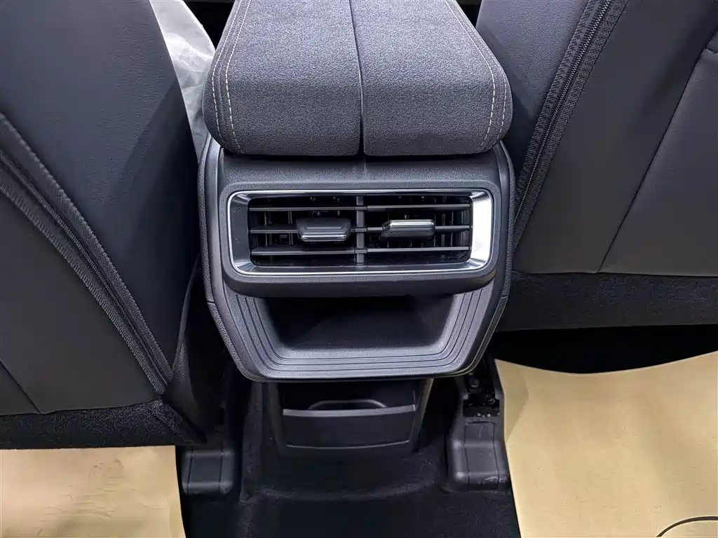 Haoyue L 2025 2.0T DCT exclusive model купить на сайте DeffCars