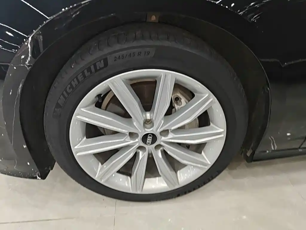 Audi A6L 2023款 45 TFSI 臻选动感型 купить на сайте DeffCars