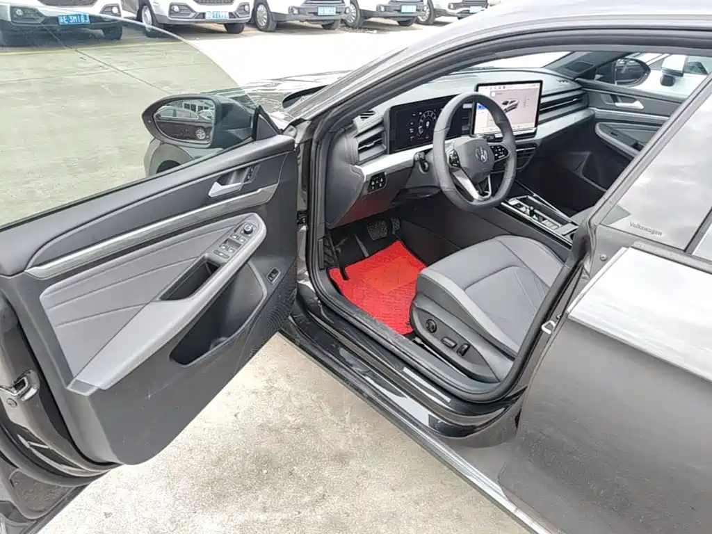 Lingdu 2026 Lingdu L 300TSI Lingfeng Edition купить на сайте DeffCars