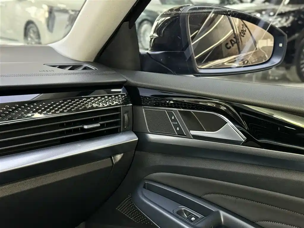 Passat 2023 facelift 330TSI Star Elite Edition купить на сайте DeffCars