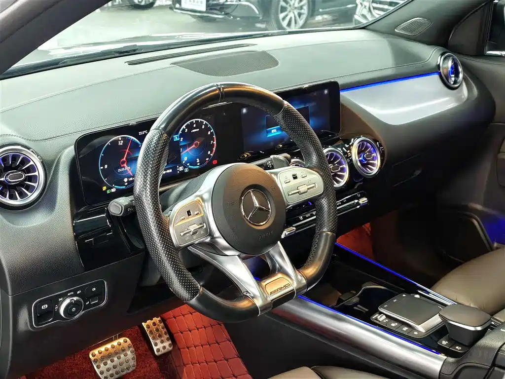 Mercedes-Benz GLA AMG 2022 AMG GLA 35 4MATIC купить на сайте DeffCars