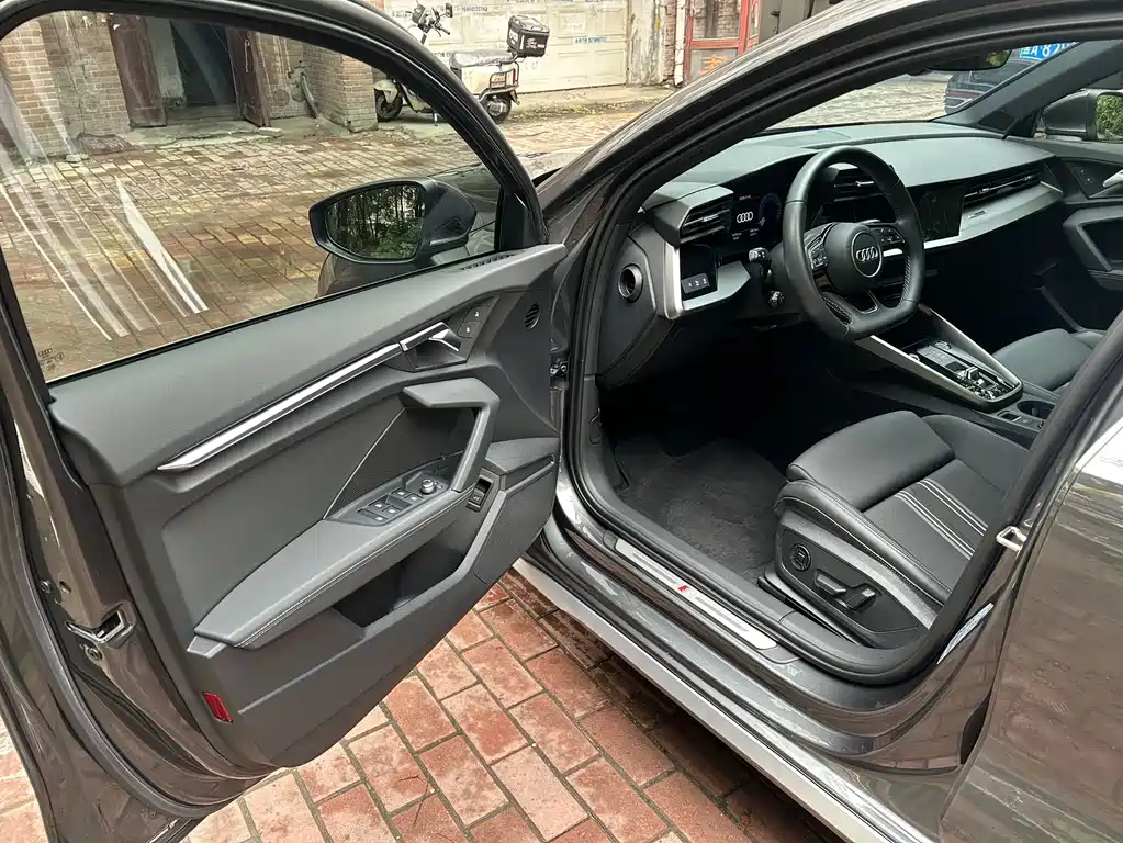 Audi A3 2023 Sportback 35 TFSI stylish and sporty купить на сайте DeffCars