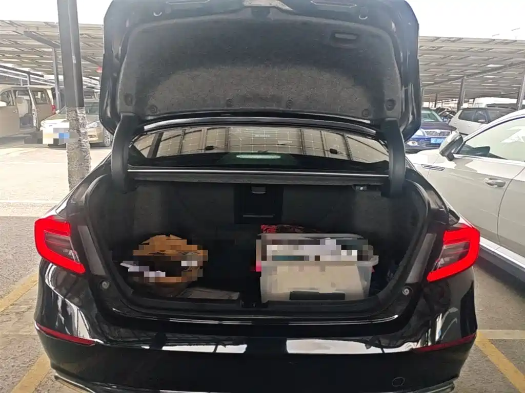 Accord 2022 260TURBO Deluxe Edition купить на сайте DeffCars