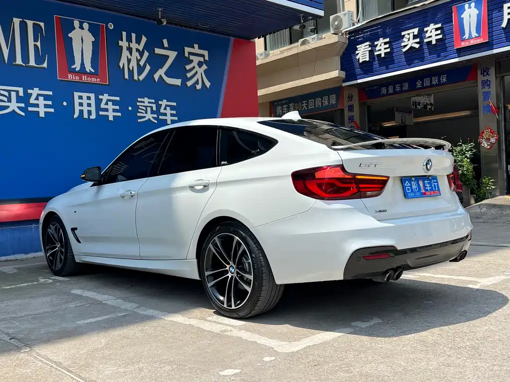 BMW 3 Series GT 2019 330i xDrive M Sports Night Edition купить на сайте DeffCars
