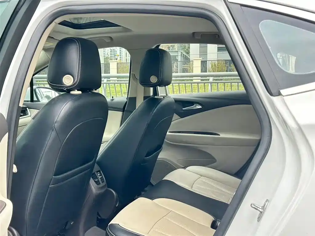 Weilan 2017 Sedan 15S Automatic Enterprising купить на сайте DeffCars