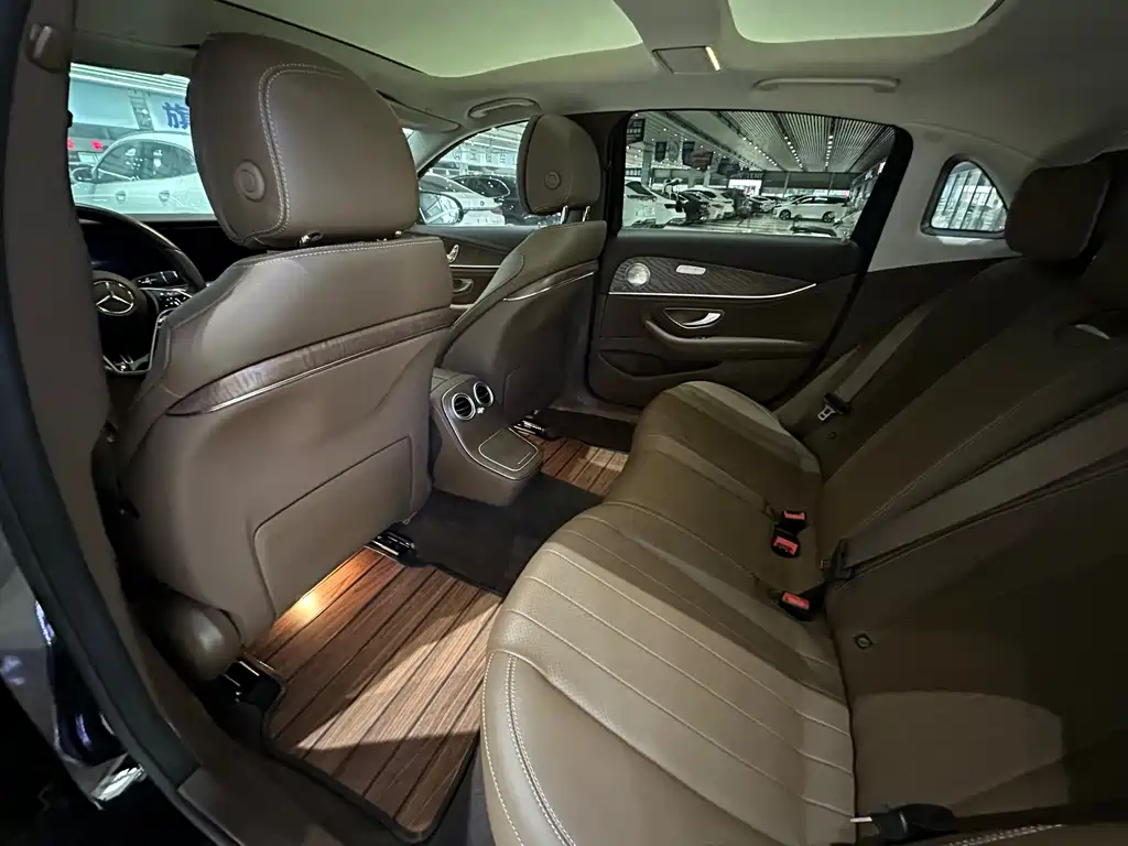 Mercedes-Benz E-Class 2022 E 260 L Sports купить на сайте DeffCars