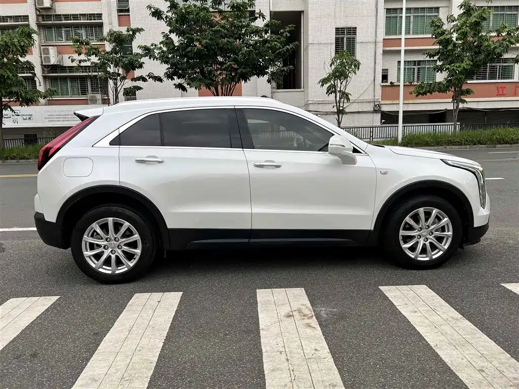 Cadillac XT4 2020 facelift 28T two-wheel drive technology купить на сайте DeffCars