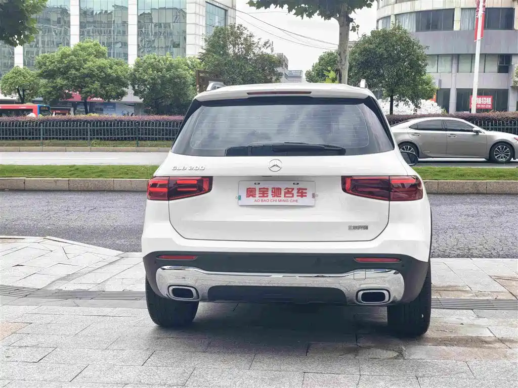 Mercedes GLB 2024 Model 200 Dynamic купить на сайте DeffCars