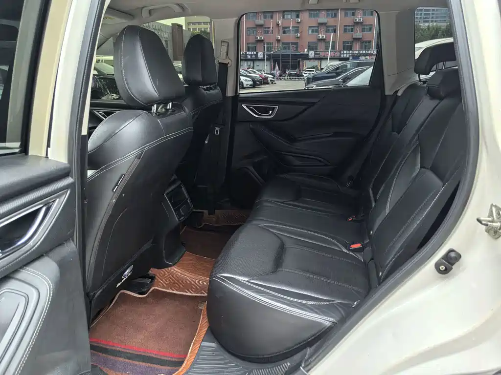 Forester 2021 2.0i Deluxe Edition EyeSight купить на сайте DeffCars