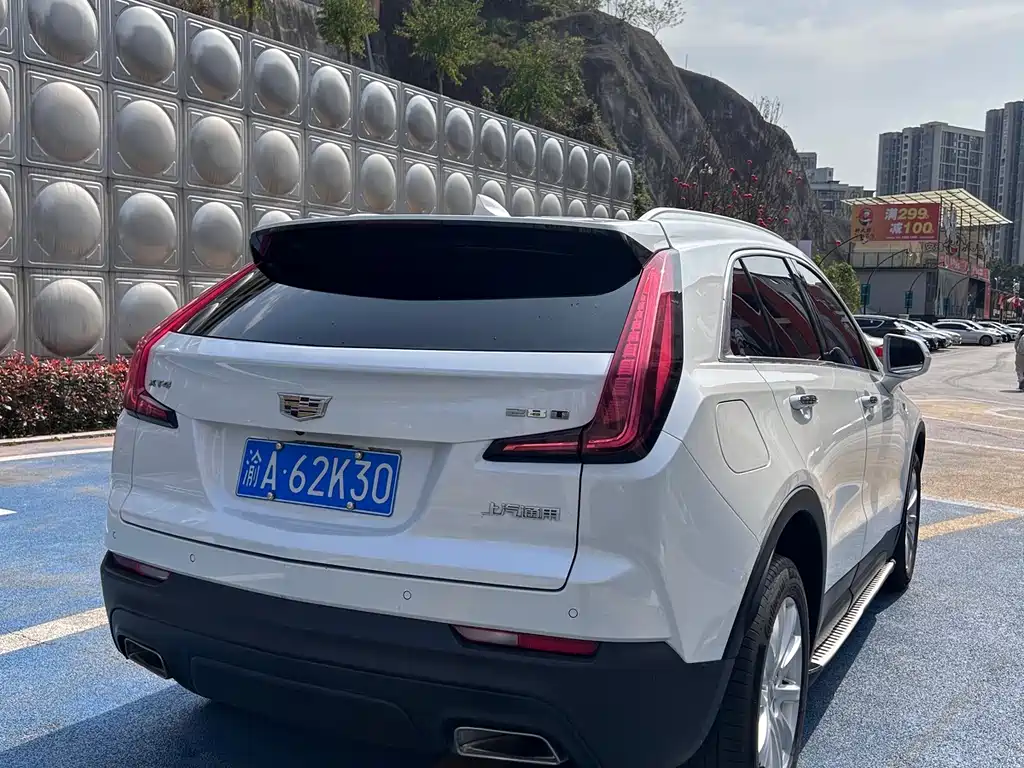Cadillac XT4 2021 28T four-wheel drive leading model купить на сайте DeffCars