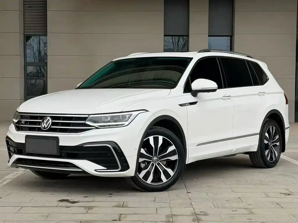 Tiguan L 2022 330TSI automatic two-wheel drive R-Line version купить на сайте DeffCars
