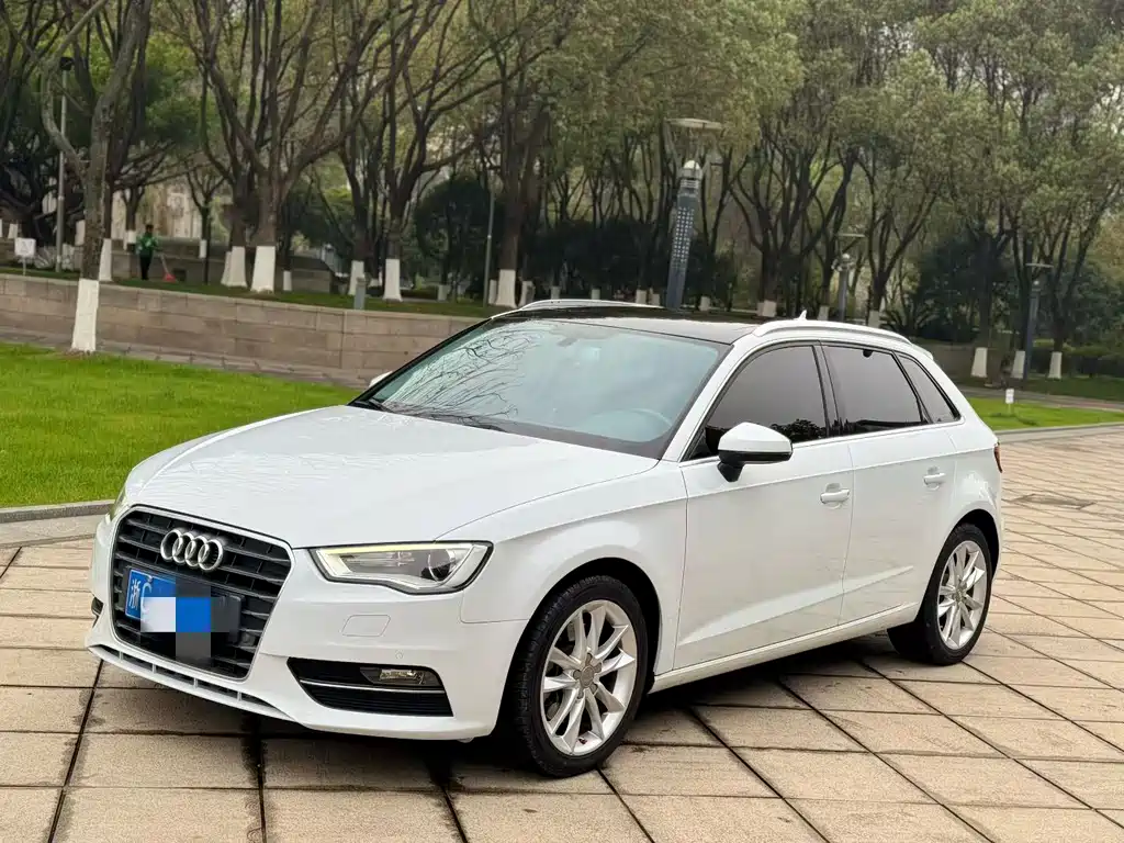 Audi A3 2016 Sportback 40 TFSI Fashion купить на сайте DeffCars