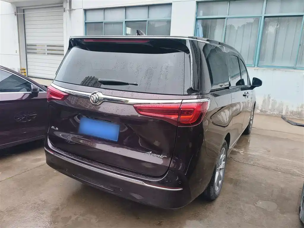 Buick GL8 2020 Avenir seven-seater gift version купить на сайте DeffCars