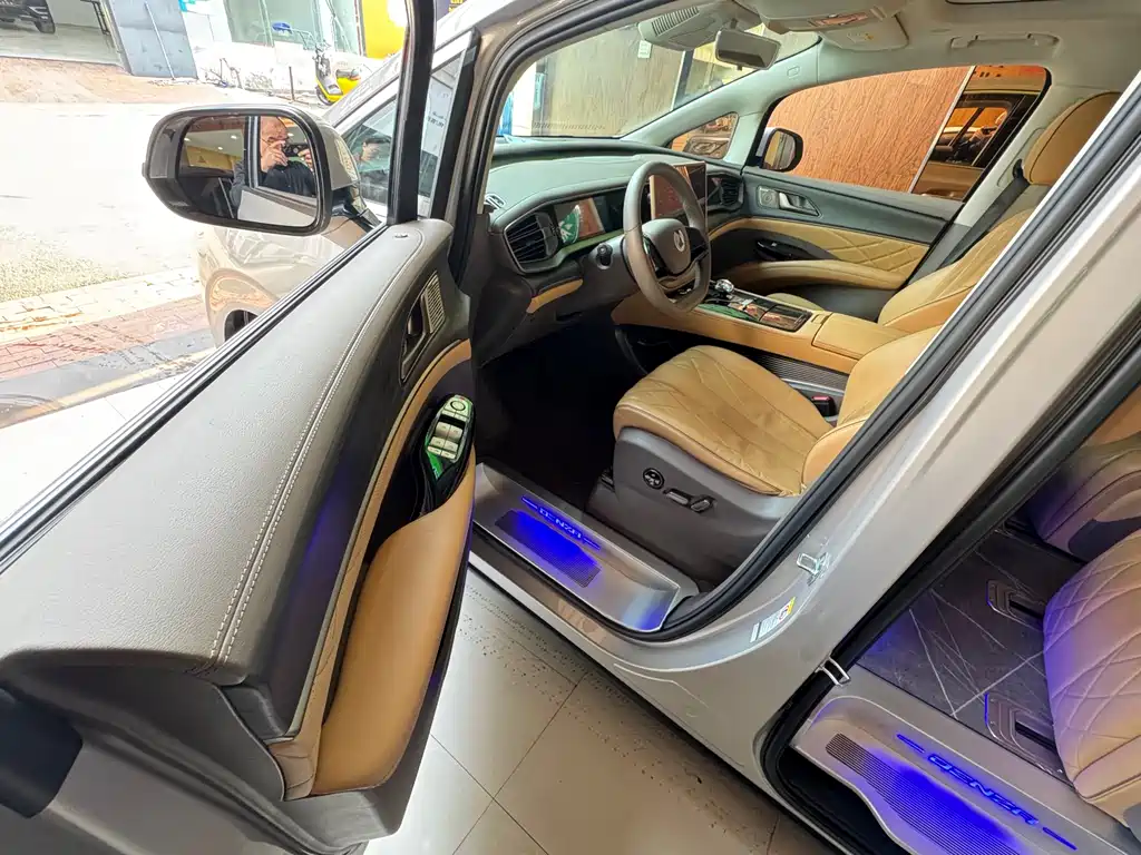 Denza D9 2022 DM-i 970 four-wheel drive flagship model купить на сайте DeffCars