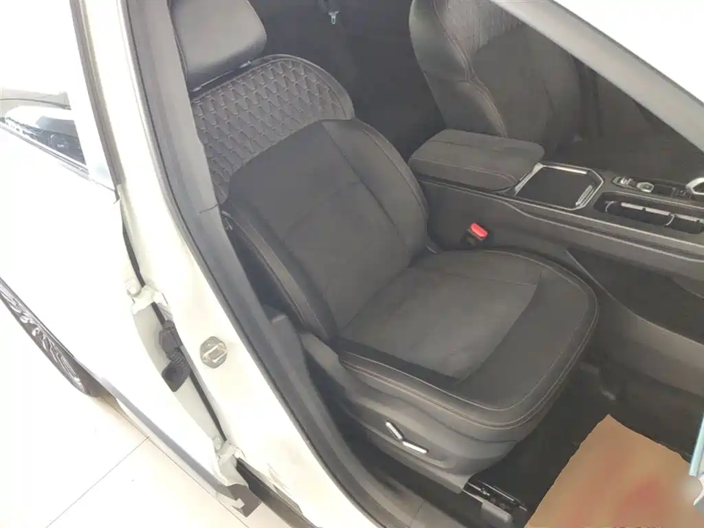 Haoyue L 2025 2.0T DCT exclusive model купить на сайте DeffCars