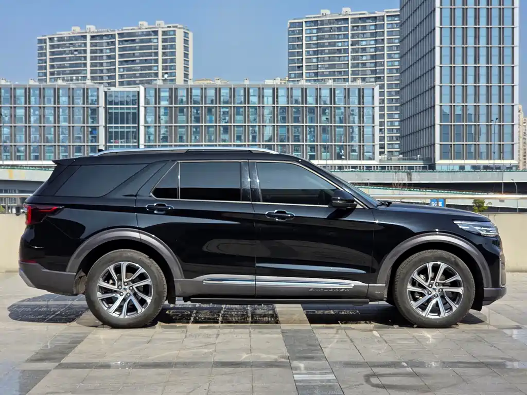 Explorer 2023 EcoBoost 285 four-wheel drive style plus version 7 seats купить на сайте DeffCars