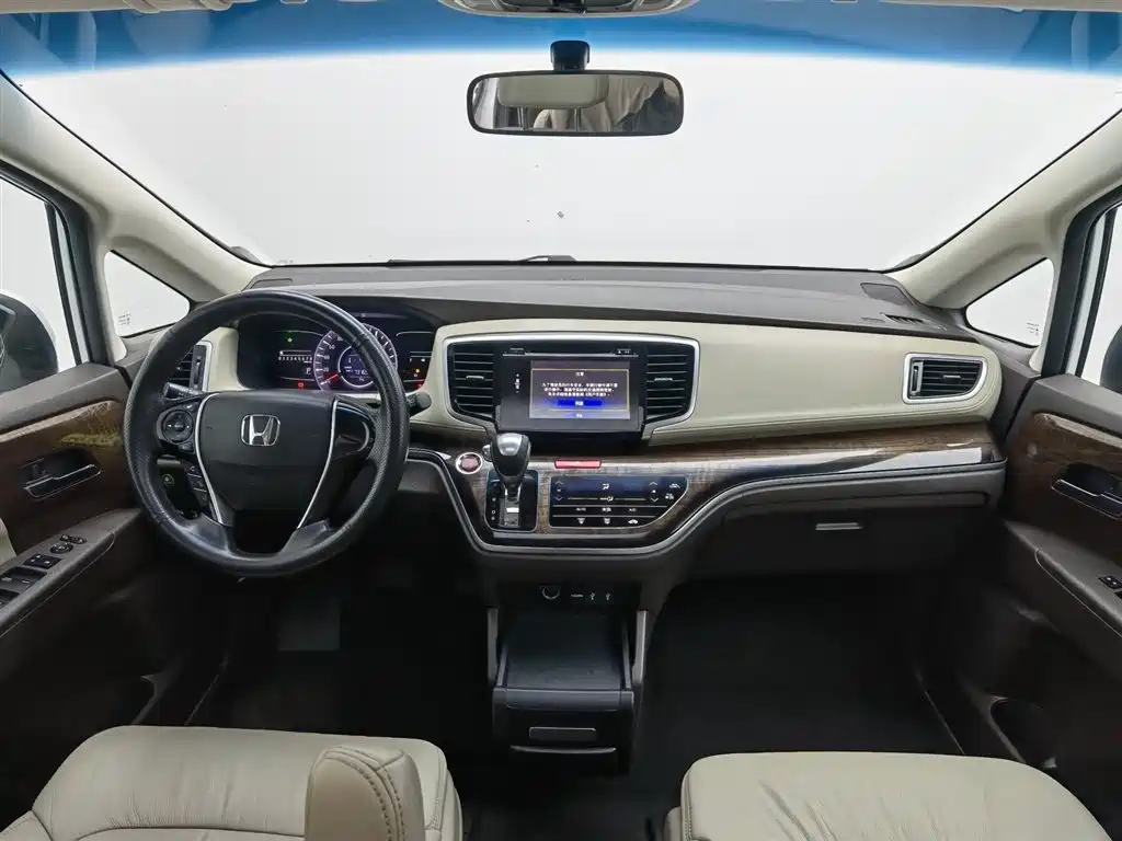 Odyssey 2017 2.4L Deluxe Edition купить на сайте DeffCars