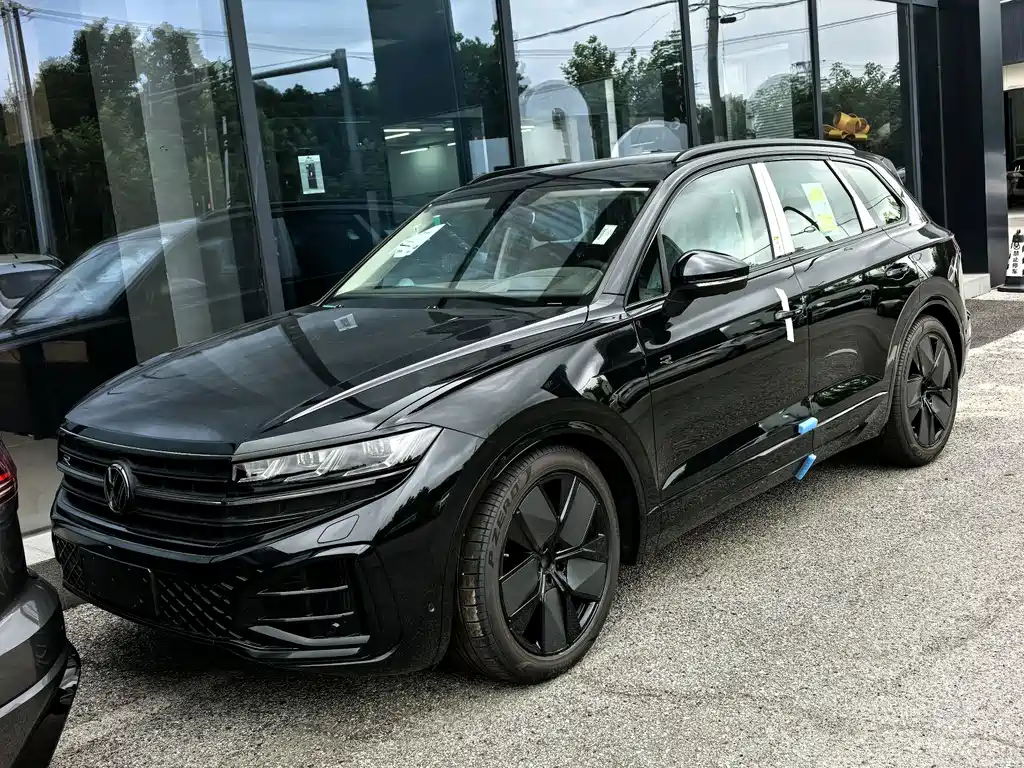 Touareg 2026 3.0TSI Ruijing Edition Obsidian Sports Package купить на сайте DeffCars