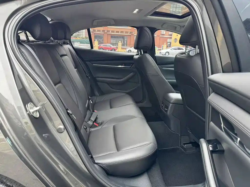 Mazda3 Angkesela 2022 2.0L automatic quality version купить на сайте DeffCars