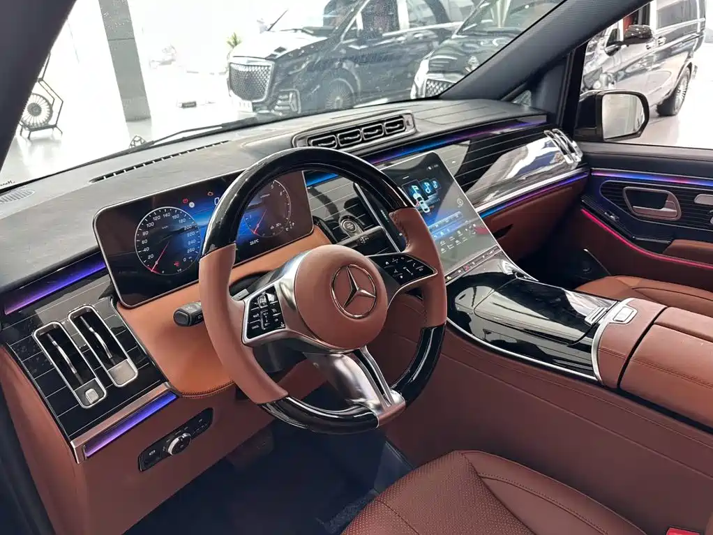 Vito 2024 2.0T Business Edition 7-seater купить на сайте DeffCars