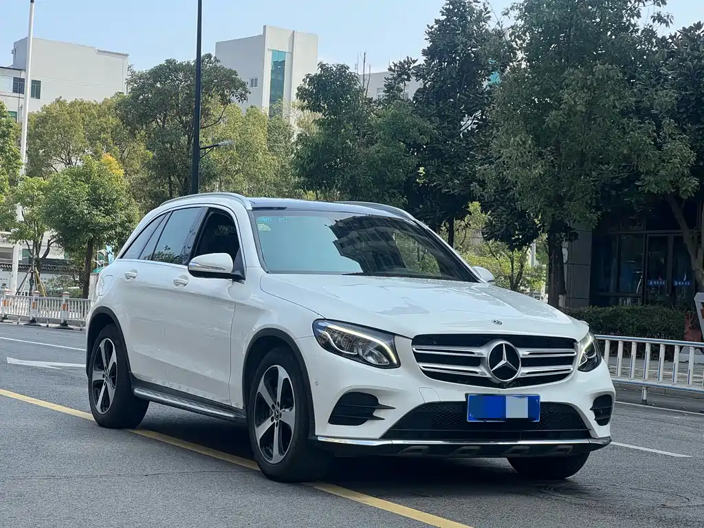 Mercedes-Benz GLC 2018 facelift GLC 260 4MATIC luxury model купить на сайте DeffCars