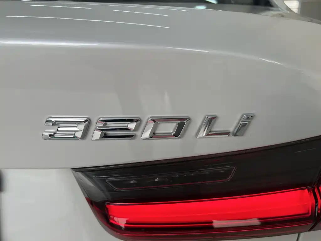 BMW 3 Series 2024 320Li M Sports Package купить на сайте DeffCars