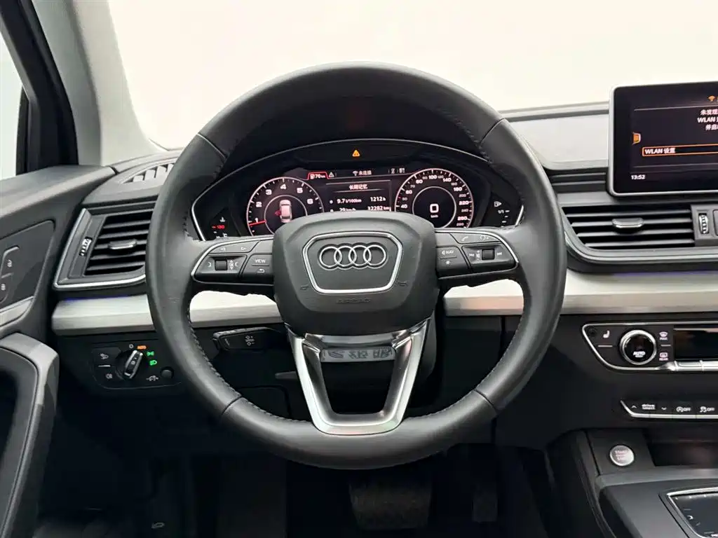 Audi Q5L 2020 facelift 40 TFSI enjoys fashionable style купить на сайте DeffCars