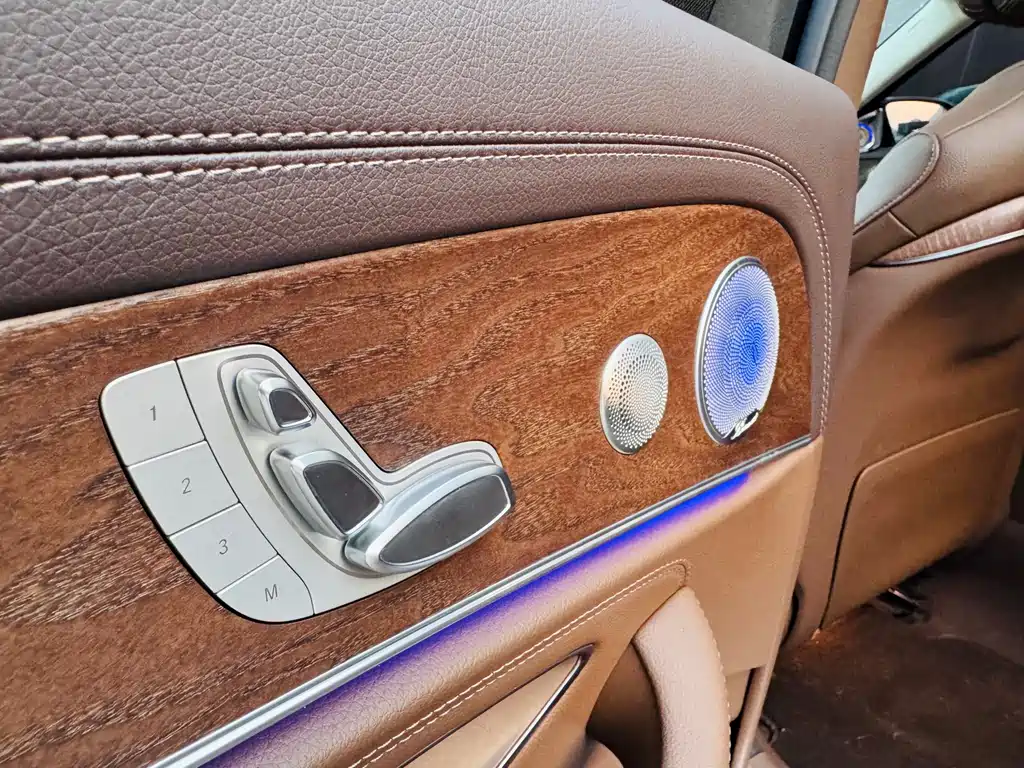 Mercedes-Benz E-Class 2023 E 300 L Luxury Model купить на сайте DeffCars