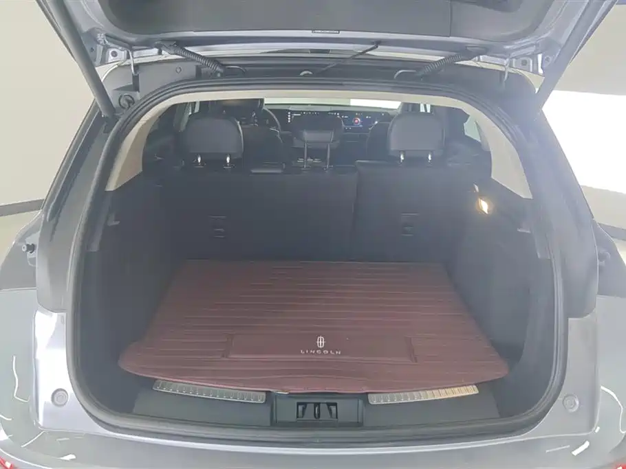 Adventurer 2024 2.0T two-wheel drive exclusive edition купить на сайте DeffCars