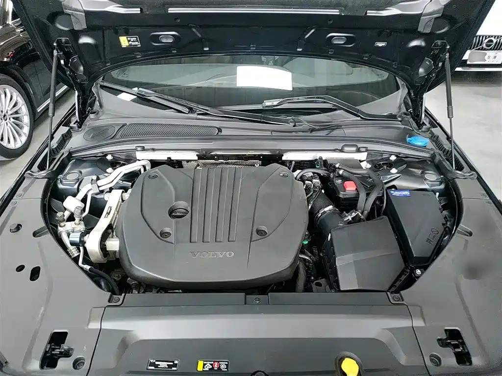 Volvo S90 2024 B5 Zhiyi Luxury Edition купить на сайте DeffCars