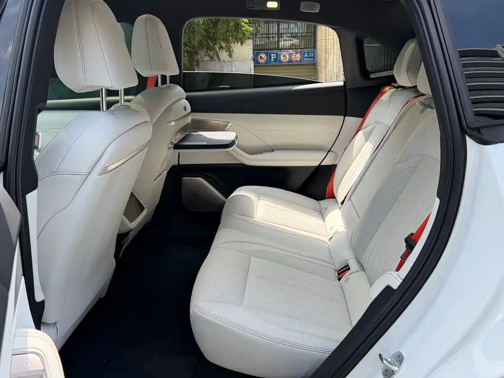 Ledo L60 2025 60kWh rear-wheel drive version купить на сайте DeffCars