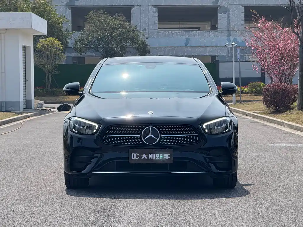 Mercedes-Benz E-Class 2023 facelift E 300 L sporty and stylish купить на сайте DeffCars