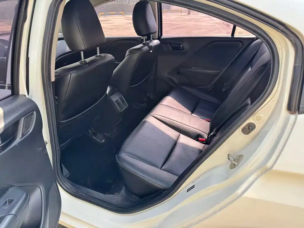 Fengfan 2018 1.5L CVT dynamic version купить на сайте DeffCars