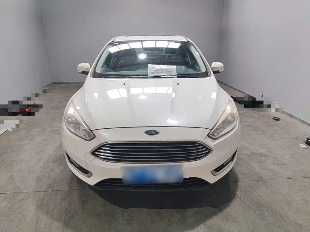 Focus 2017 Sedan EcoBoost 180 Automatic Elite купить на сайте DeffCars
