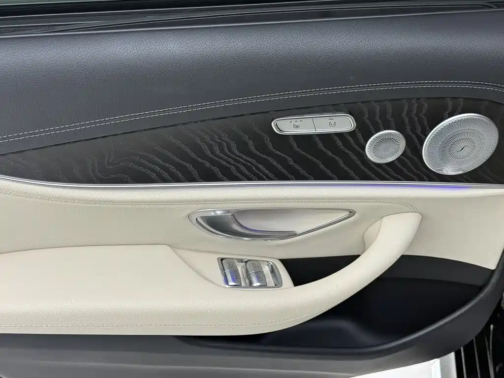 Mercedes-Benz E-Class 2017 E 300 L Sports Luxury Model купить на сайте DeffCars