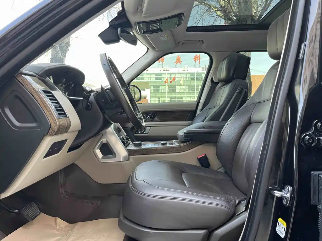 Range Rover 2019 3.0 SC V6 Legendary Extended Edition купить на сайте DeffCars