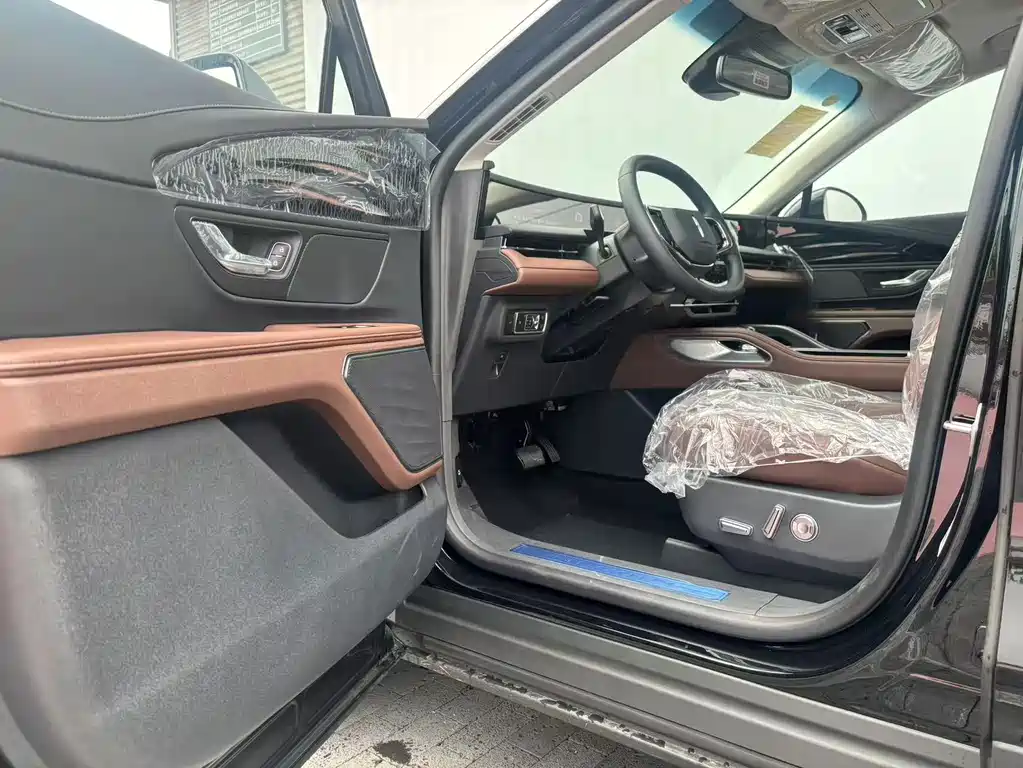 Nautilus 2026款 2.0T 四驱尊逸 купить на сайте DeffCars