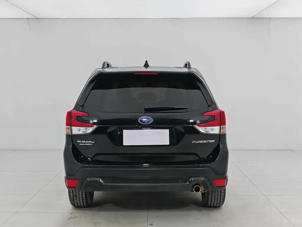 Forester 2019 2.0i Deluxe Edition купить на сайте DeffCars