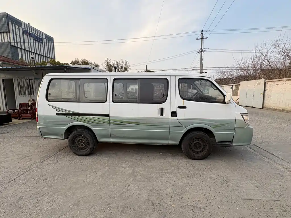 Jinbei Hiace 2016 2.0L Express Series Standard V19 купить на сайте DeffCars