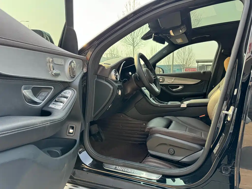 Mercedes-Benz GLC 2020 facelift GLC 260 L 4MATIC dynamic купить на сайте DeffCars