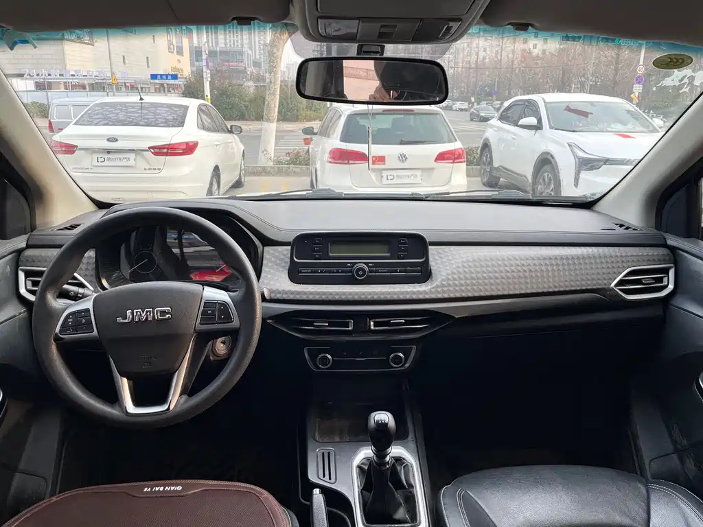 Baodian 2022 1.8T gasoline two-wheel drive comfortable version long axis JX4G18A6L купить на сайте DeffCars
